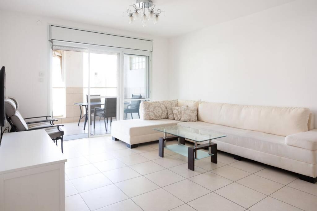 Great Apartment Fully Equiped Ideal For Family Ashdod Luaran gambar