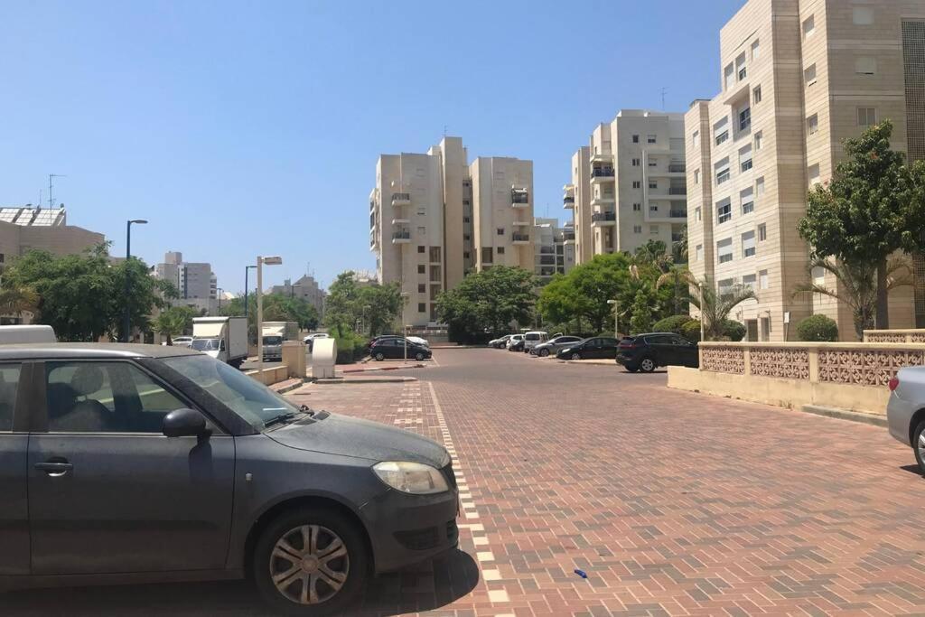 Great Apartment Fully Equiped Ideal For Family Ashdod Luaran gambar